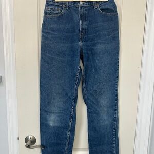 Vintage Levi's Blue Straight-Leg Jeans with Classic Indigo Wash